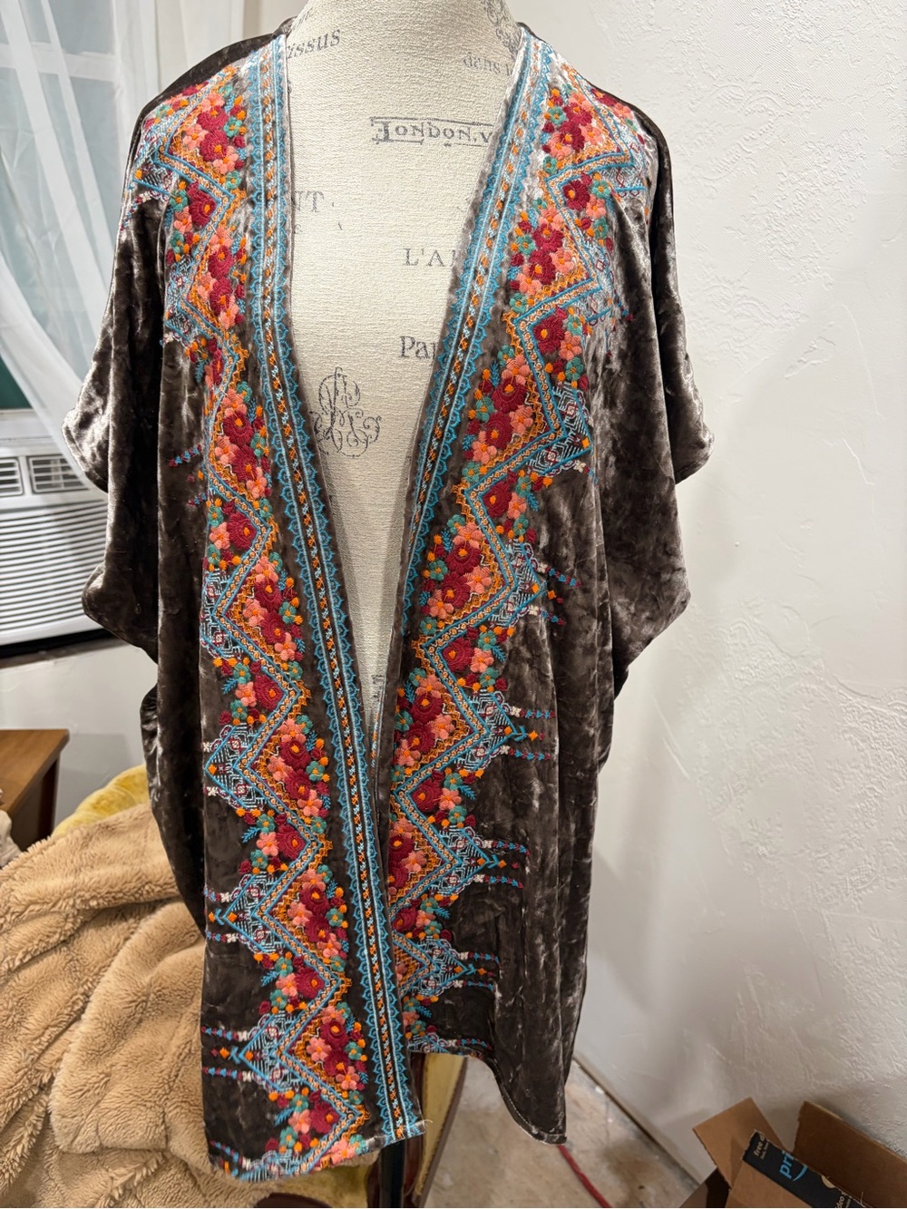Altar'd State Grey Crushed Velvet Ruana/Kimono with Multicolor Embroidered Trim
